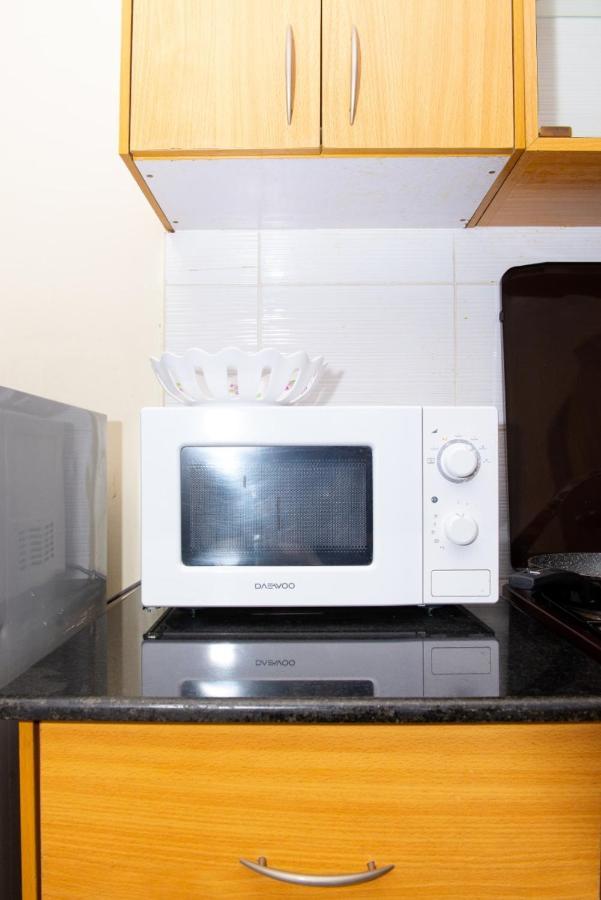 Mercy-Phillips Apartments Located At Eagle Tower Building Nairobi City Centre Екстер'єр фото