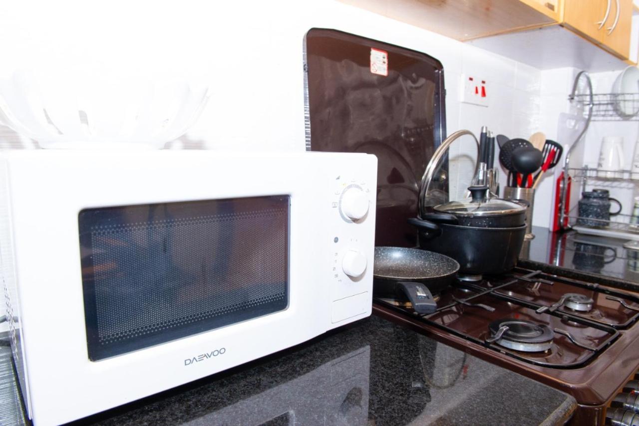 Mercy-Phillips Apartments Located At Eagle Tower Building Nairobi City Centre Екстер'єр фото