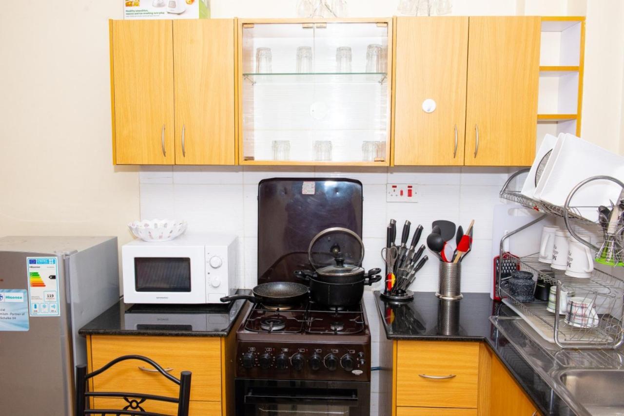 Mercy-Phillips Apartments Located At Eagle Tower Building Nairobi City Centre Екстер'єр фото