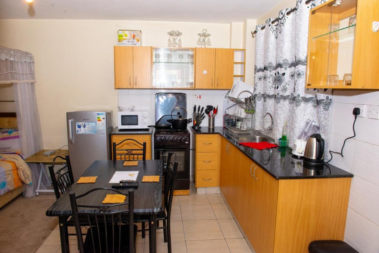 Mercy-Phillips Apartments Located At Eagle Tower Building Nairobi City Centre Екстер'єр фото