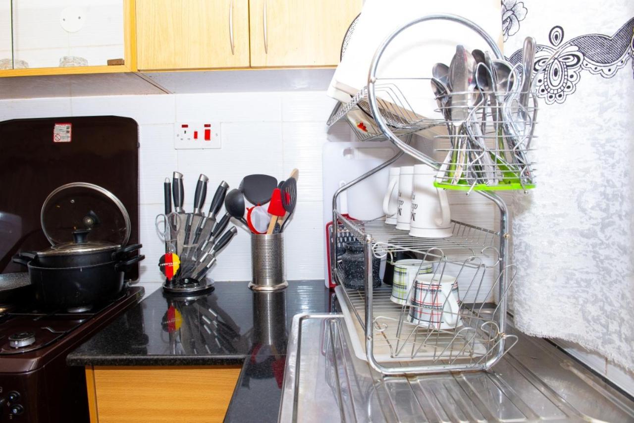 Mercy-Phillips Apartments Located At Eagle Tower Building Nairobi City Centre Екстер'єр фото