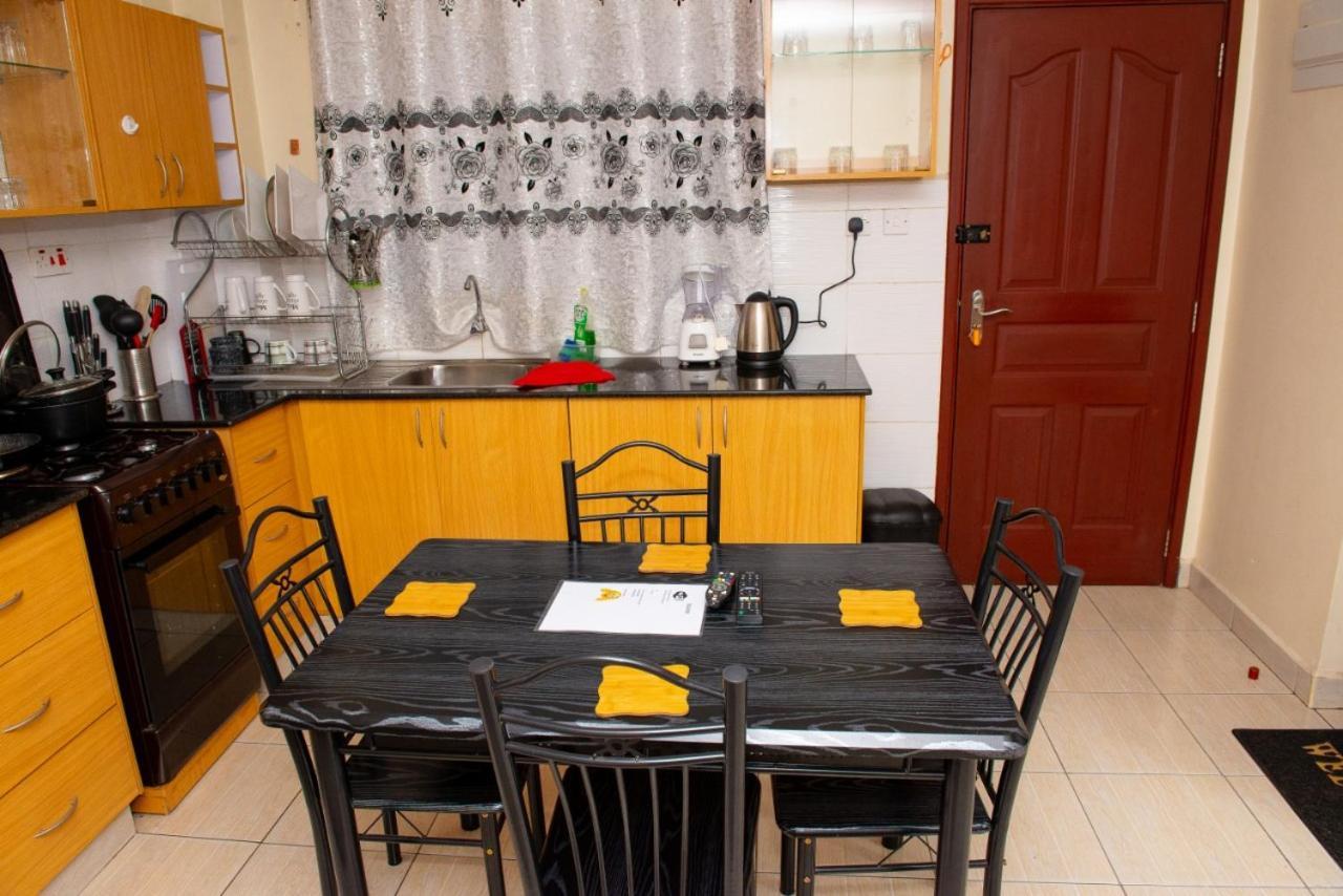 Mercy-Phillips Apartments Located At Eagle Tower Building Nairobi City Centre Екстер'єр фото