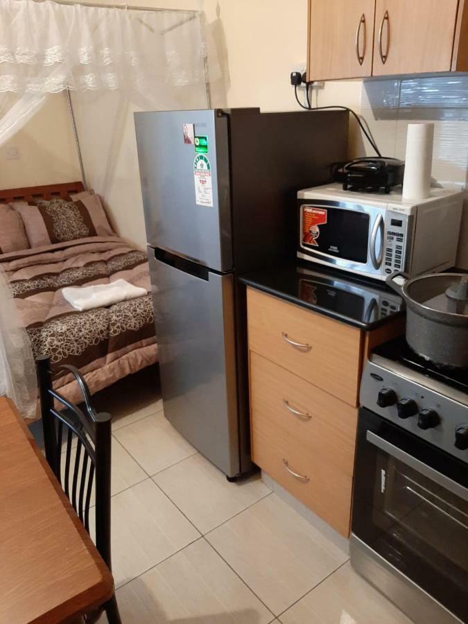 Mercy-Phillips Apartments Located At Eagle Tower Building Nairobi City Centre Екстер'єр фото