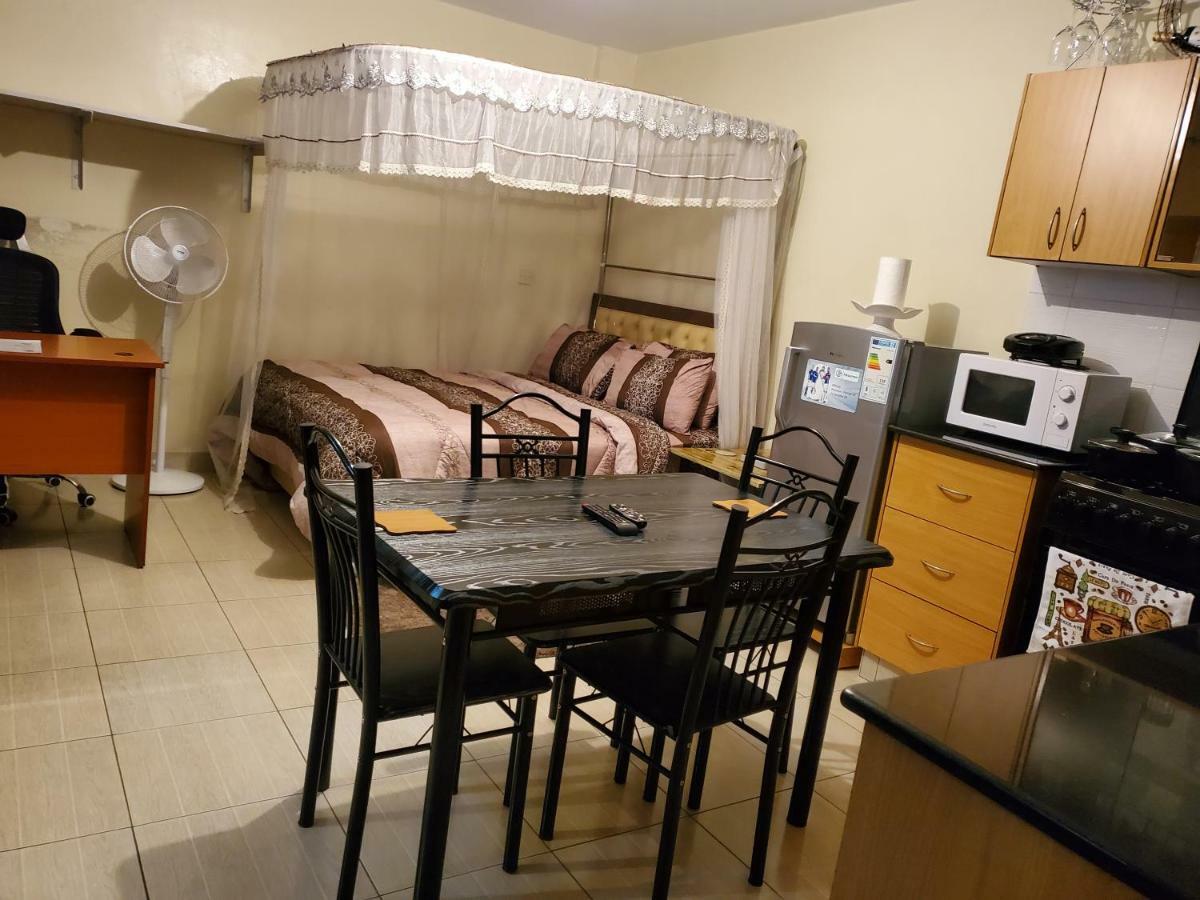 Mercy-Phillips Apartments Located At Eagle Tower Building Nairobi City Centre Екстер'єр фото